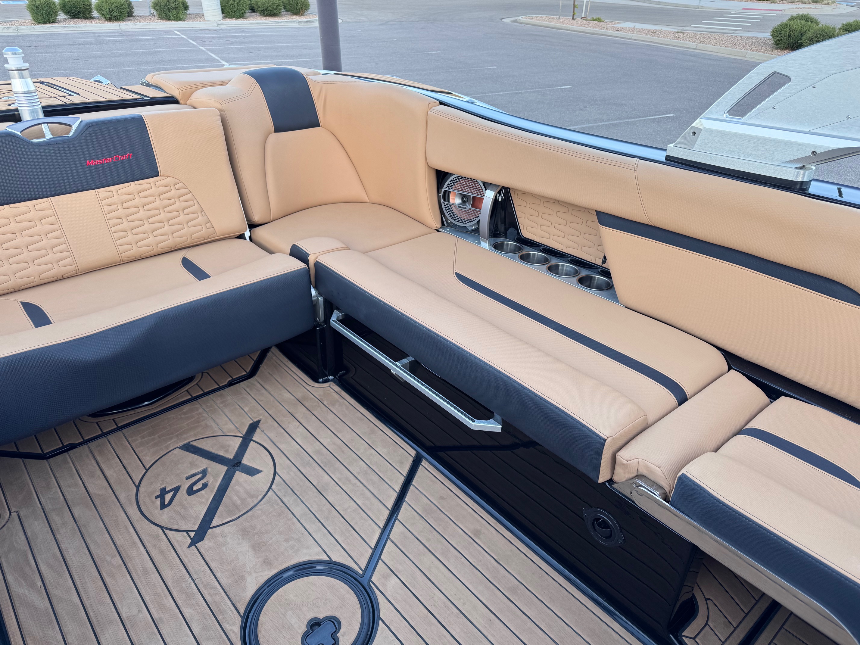 2021 MasterCraft X24 Icon